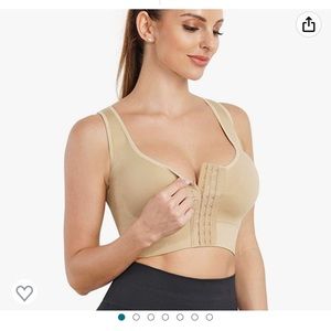 Front closure sports bra